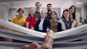 "Nine to Five - Das Amt" mit Friederike Kempter (v.M.) und den Kolleginnen und Kollegen vom ...