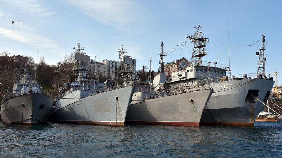 Schiffe der russischen Schwarzmeerflotte