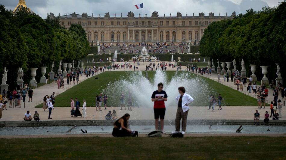 Schloss Versailles wegen Bombendrohung evakuiert