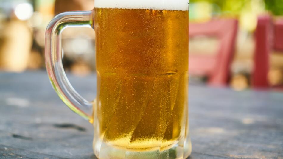 Alkoholfreies Bier als Durstlöscher? Was du beachten solltest
