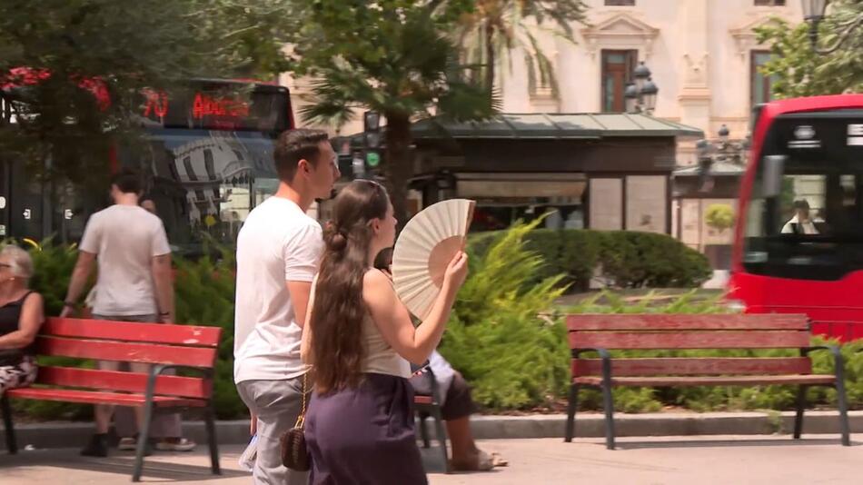 Über 40 Grad: Neue Hitzewelle in Spanien fordert erstes Menschenleben