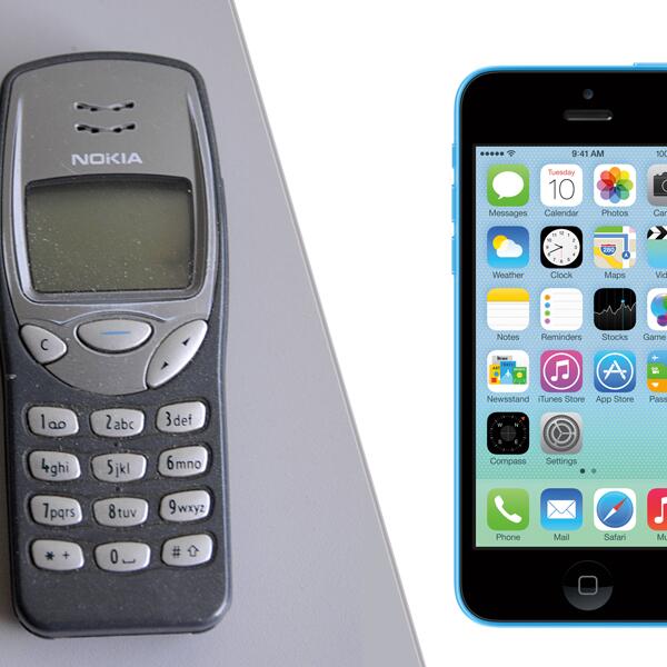 Nokia 3210 Gegen Iphone 5s Handy Vs Smartphone Gmx Ch