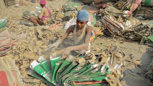 Kinderarbeit und Umweltverschmutzung in Bangladesch