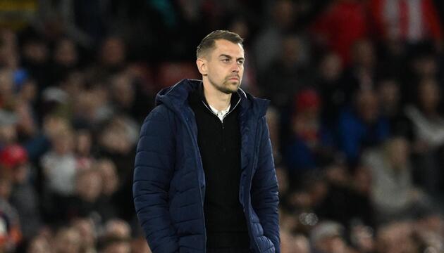 Tonda Eckert trainiert seit Dezember 2025 den FC Southampton.