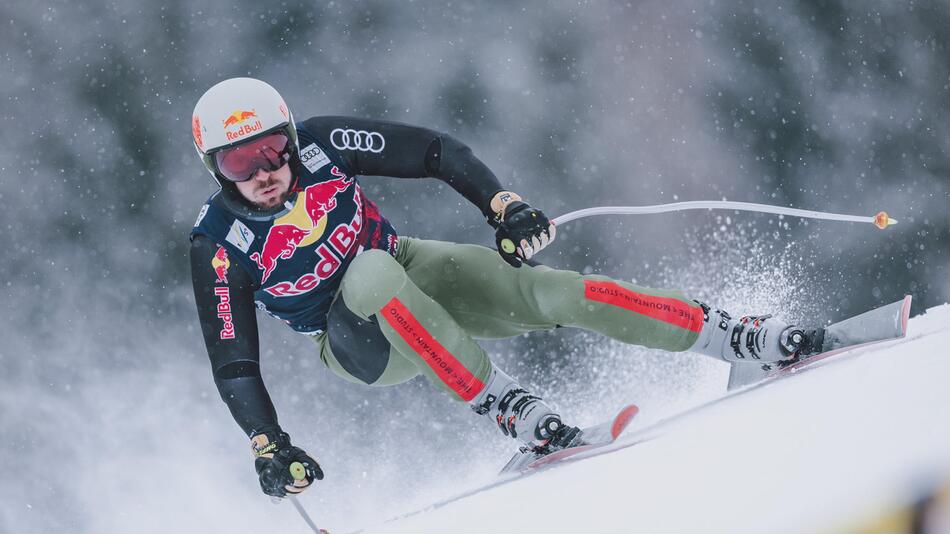 Marcel Hirscher bewältigt im Januar 2022 die Streif in Kitzbühel als einer der Vorläufer