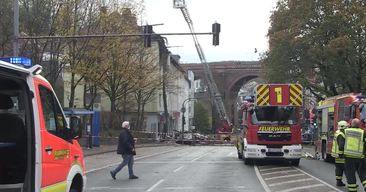 Wuppertal Mann Bei Explosion In Mehrfamilienhaus Schwer Verletzt Gmx Ch