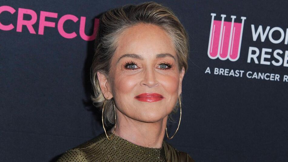 Hollywood-Star Sharon Stone: Fliesst blaues Blut in ihren Adern?