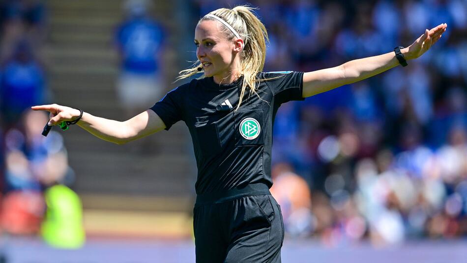 Sexismus im Fussball, Bundesliga, Rot-Weiss Essen, Fabienne Michel