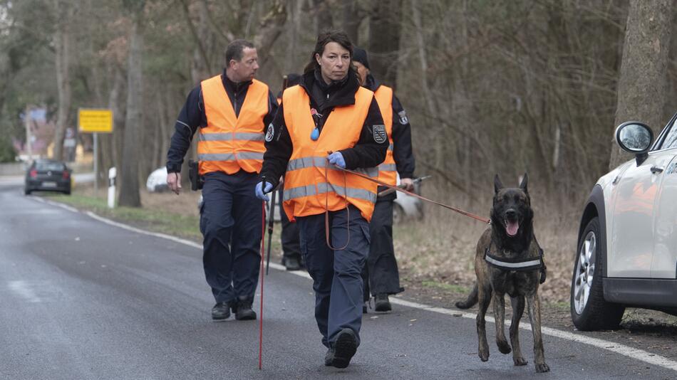 Suche, Rebecca, Storkow, Polizei, Spürhund