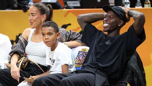 Heim-WM läuft heiss: DBB-Team begeistert auch Dennis Schröder