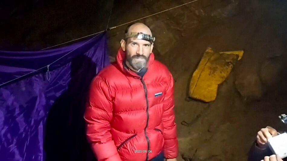 Der US-Höhlenforscher Mark Dickey sitzt in der Morca-Höhle in der Türkei fest