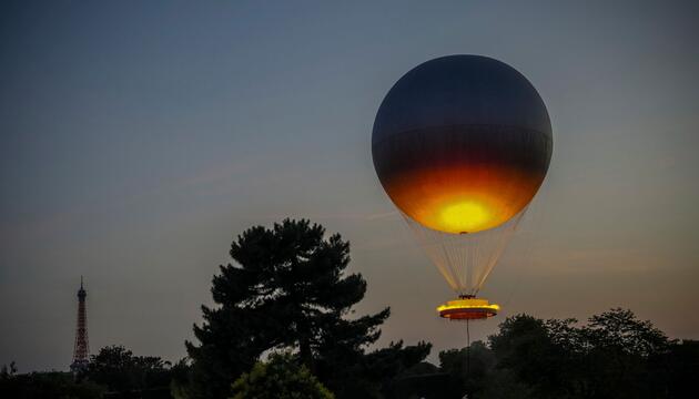 Olympischer Ballon in Paris steigt wieder auf