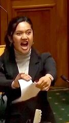 Wegen Haka-Protest: Māori-Abgeordnete vom neuseeländischen Parlament suspendiert