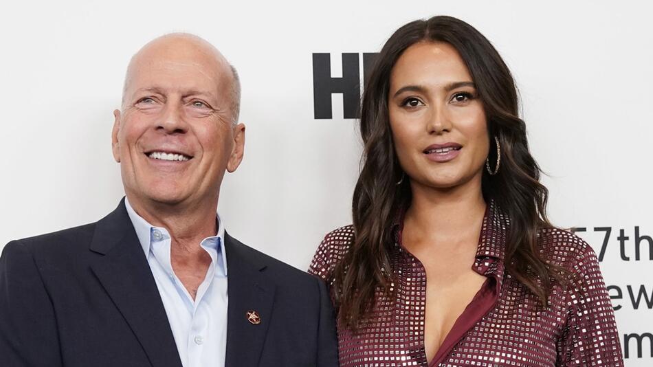 Bruce Willis mit Ehefrau Emma 2019 bei einer Filmpremiere.