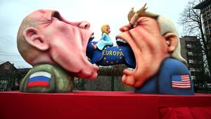 Rosenmontag am Rhein - Düsseldorf