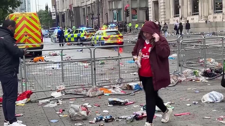 Liverpool-Fans bei Meisterschaftsfeier von Auto angefahren