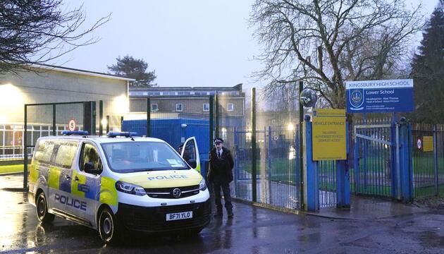 Zwei Teenager an Londoner Schule niedergestochen