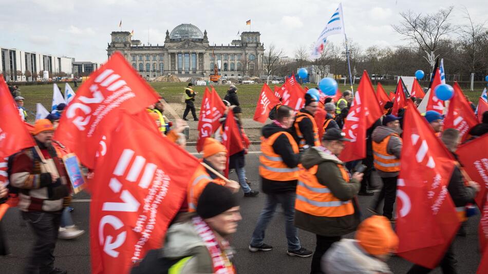 Zweiten Tarifrunde zwischen Bahn und EVG