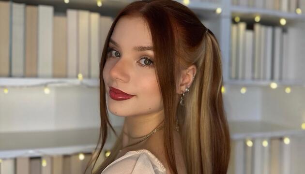 Ronja Madeleine Waehnke, Bestsellerautorin, KI, Buchbranche