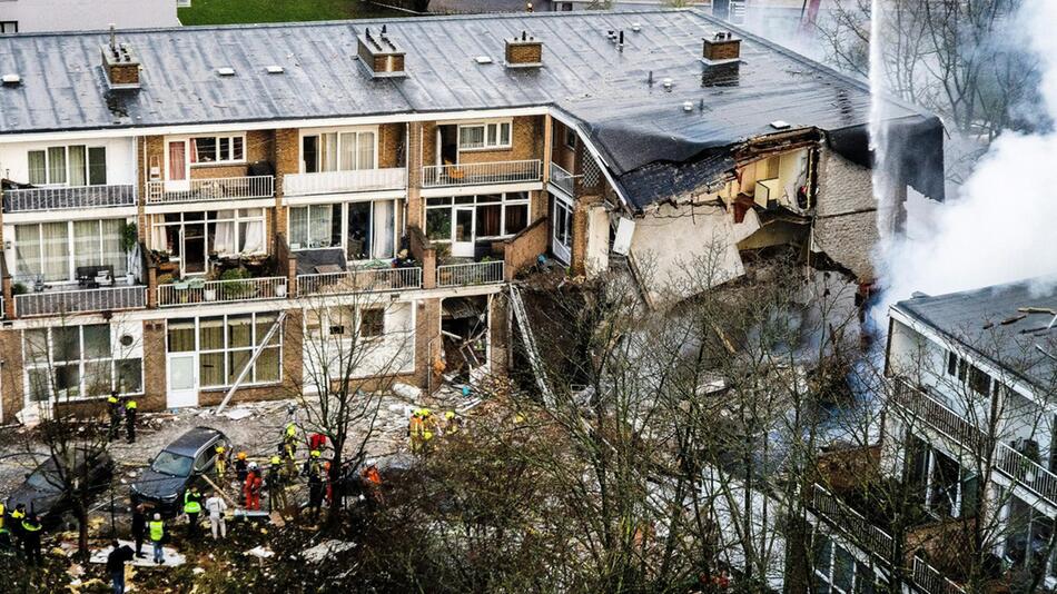 Mehrere Tote nach Teileinsturz von Haus und Explosion in Den Haag