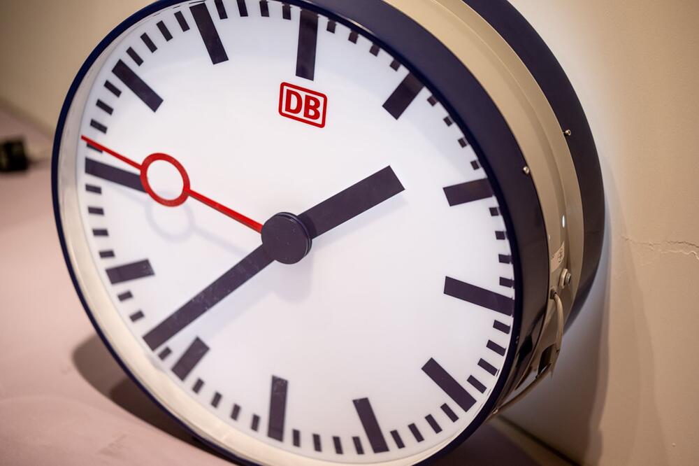 Bahnhofsuhr
