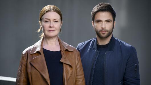 Die Füchsin Anne Marie Fuchs (Lina Wendel) und Youssef El Kilali (Karim Chérif)