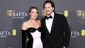 Margot Robbie ist seit 2016 mit Tom Ackerley verheiratet.