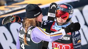 Emma Aicher, Mikaela Shiffrin