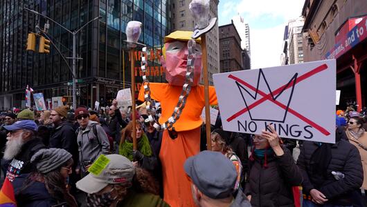 "No Kings": Millionen Menschen protestieren gegen Trump