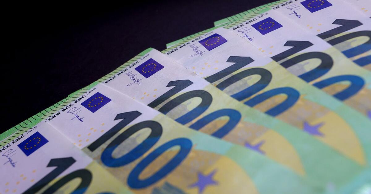 DZ Bank: Deutsche sparen weniger