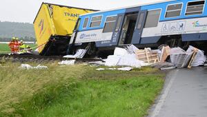Zusammenstoss von Zug und Lkw in Tschechien