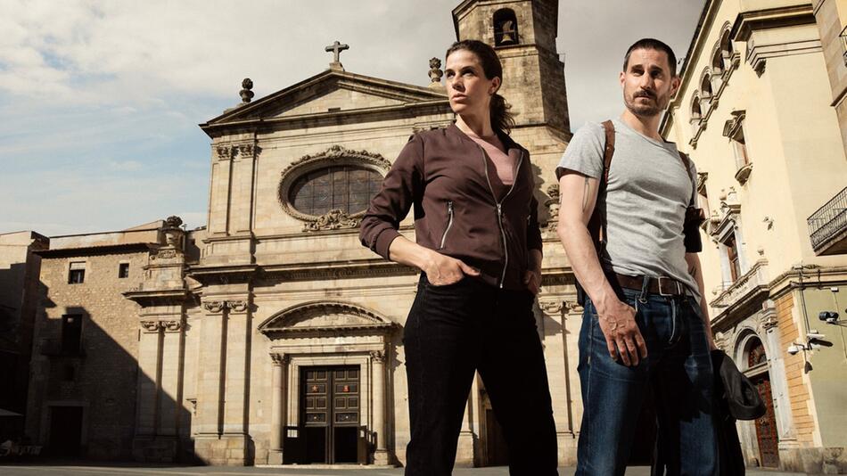 Kommissarin Fina Valent (Anne Schäfer) und ihr Partner Xavi Bonet (Clemens Schick) im "Barcelona ...