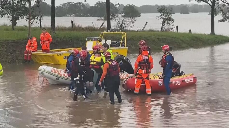 Tausende gestrandet: Luftaufnahmen zeigen Ausmass der Überschwemmungen in Australien