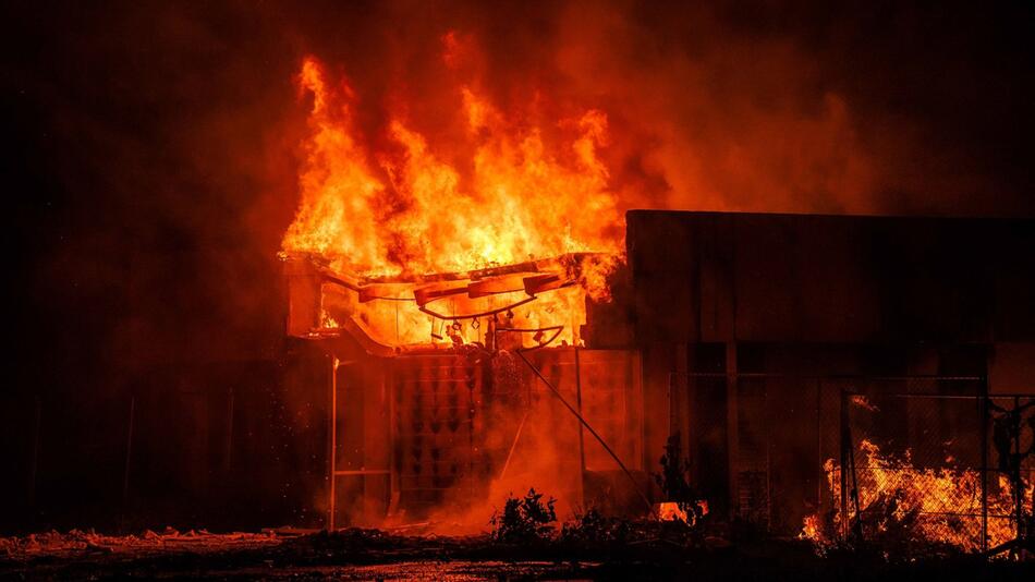 Feuer im Parlament der Marshallinseln
