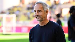 Das Comeback von Adi Hütter bei der Frankfurter Eintracht ist perfekt.