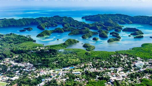 Palau, Koror Stadtgebiet und Inseln in der Bucht