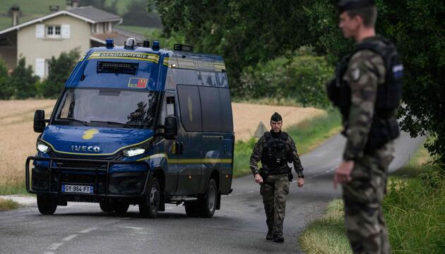 Frankreich erschüttert nach Fund von toter Elfjährigen