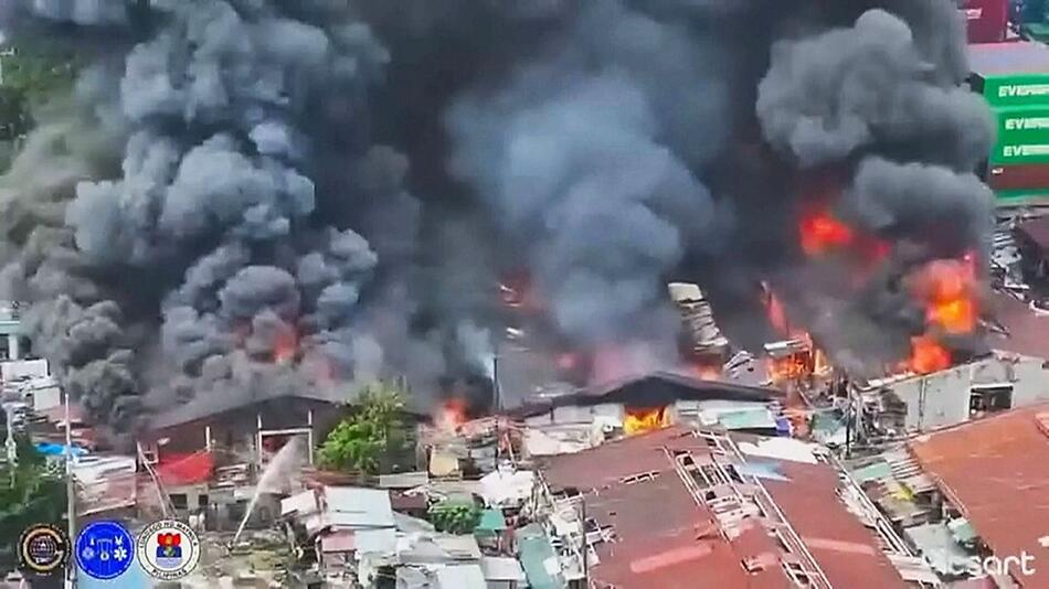 Grossbrand erschüttert Philippinen: Rund 1.500 Familien in Manila betroffen