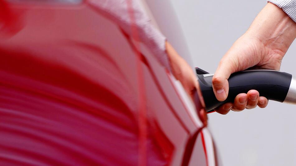 Hersteller erwarten E-Auto Krise in den USA