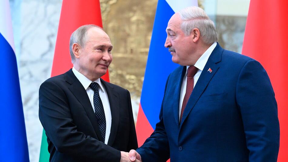 Russlands Präsident Putin trifft Belarus' Präsident Lukaschenko