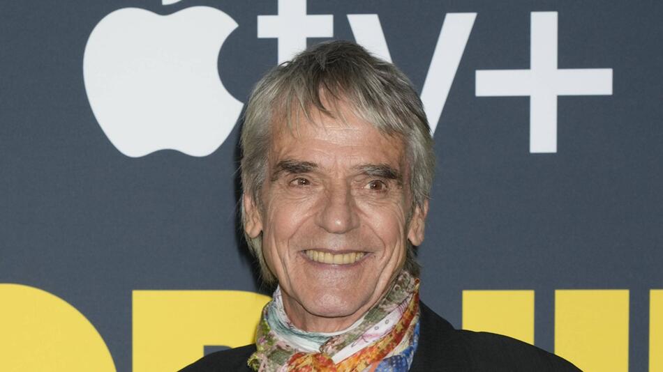 Jeremy Irons ist aktuell in der neuen Staffel "The Morning Show" zu sehen.