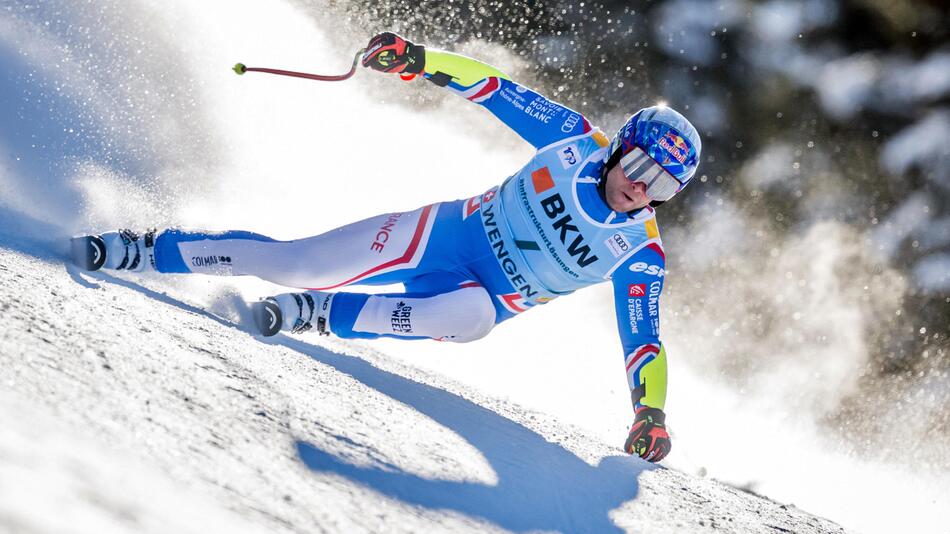 Frankreichs Alexis Pinturault rast beim Super-G in Wengen die Piste herab