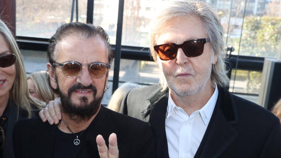Ringo Starr (l.) und Paul McCartney sind durch ihre gemeinsame Band-Vergangenheit eng verbunden ...