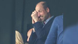 Prinz William wurde auf der Tribüne sichtlich emotional.