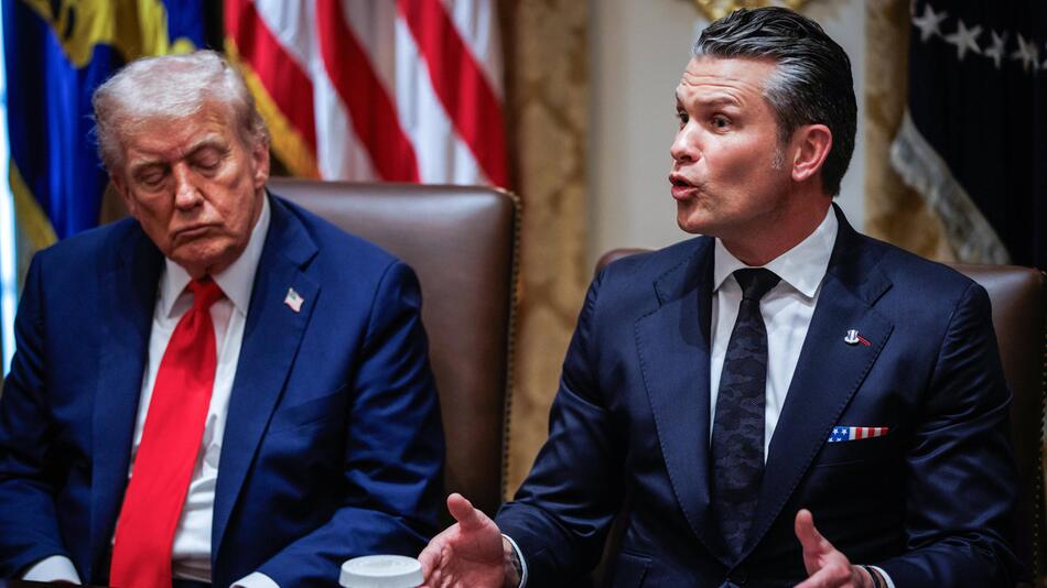 Donald Trump und sein Vertrauter Pete Hegseth