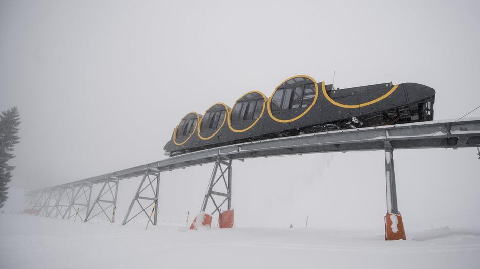 Steilste Seilbahn der Welt in der Schweiz