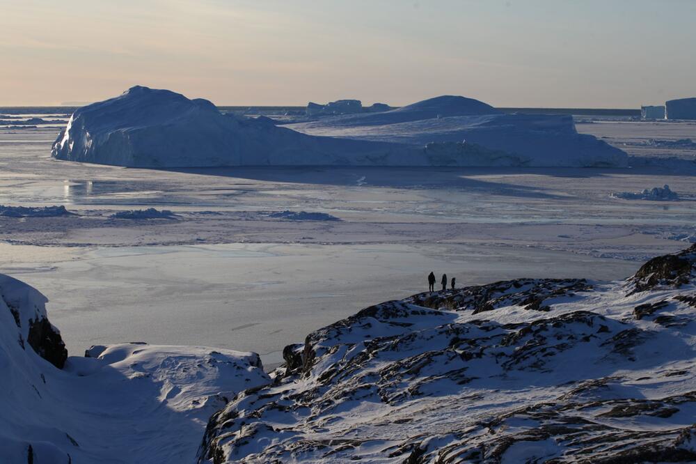 Aussicht auf die Eisberge im Ilulissat-Eisfjord