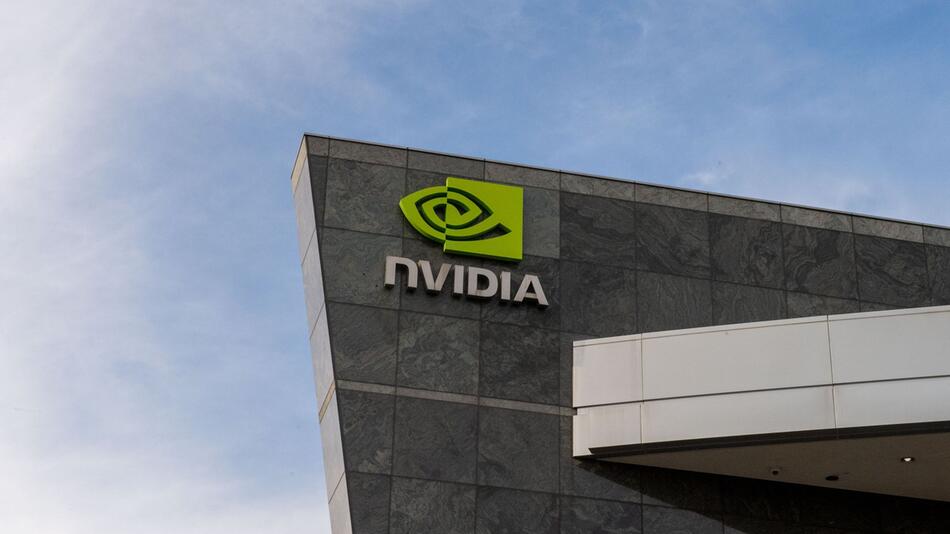 Das Logo des Chipkonzerns Nvidia ist am Hauptquartier im Silicon Valley