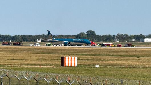 Flugzeug kehrt nach Start am Münchner Flughafen um