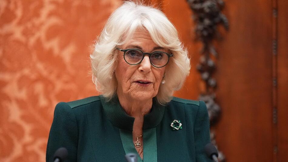 Königin Camilla setzt sich im Kampf gegen sexualisierte und häusliche Gewalt ein.